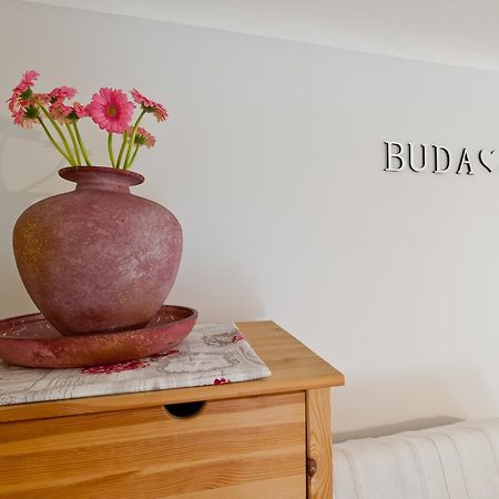 Capital Center Apartments Uelloi Будапеща Екстериор снимка