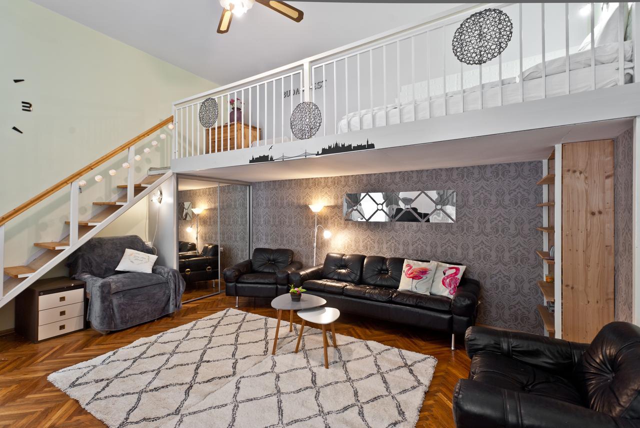 Capital Center Apartments Uelloi Будапеща Екстериор снимка