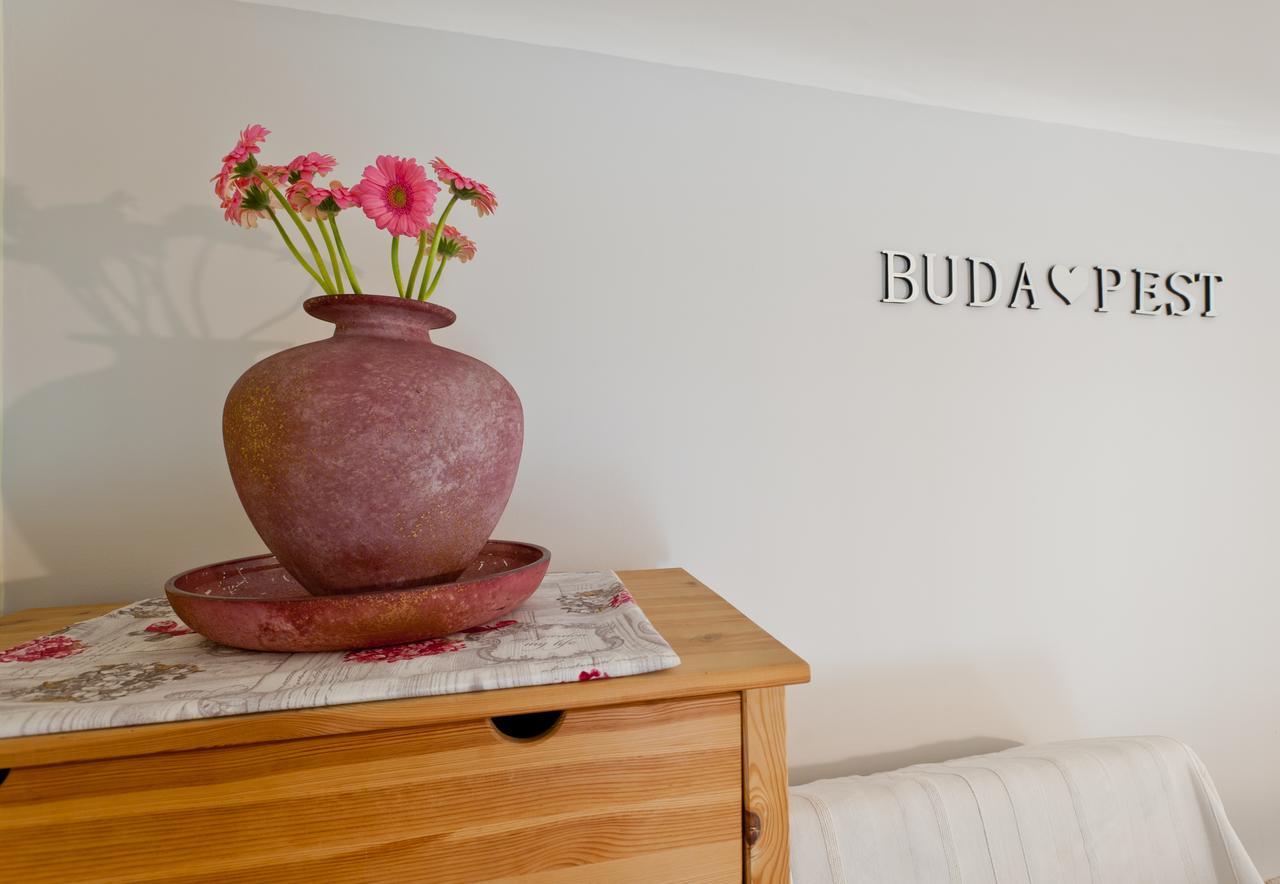Capital Center Apartments Uelloi Будапеща Екстериор снимка